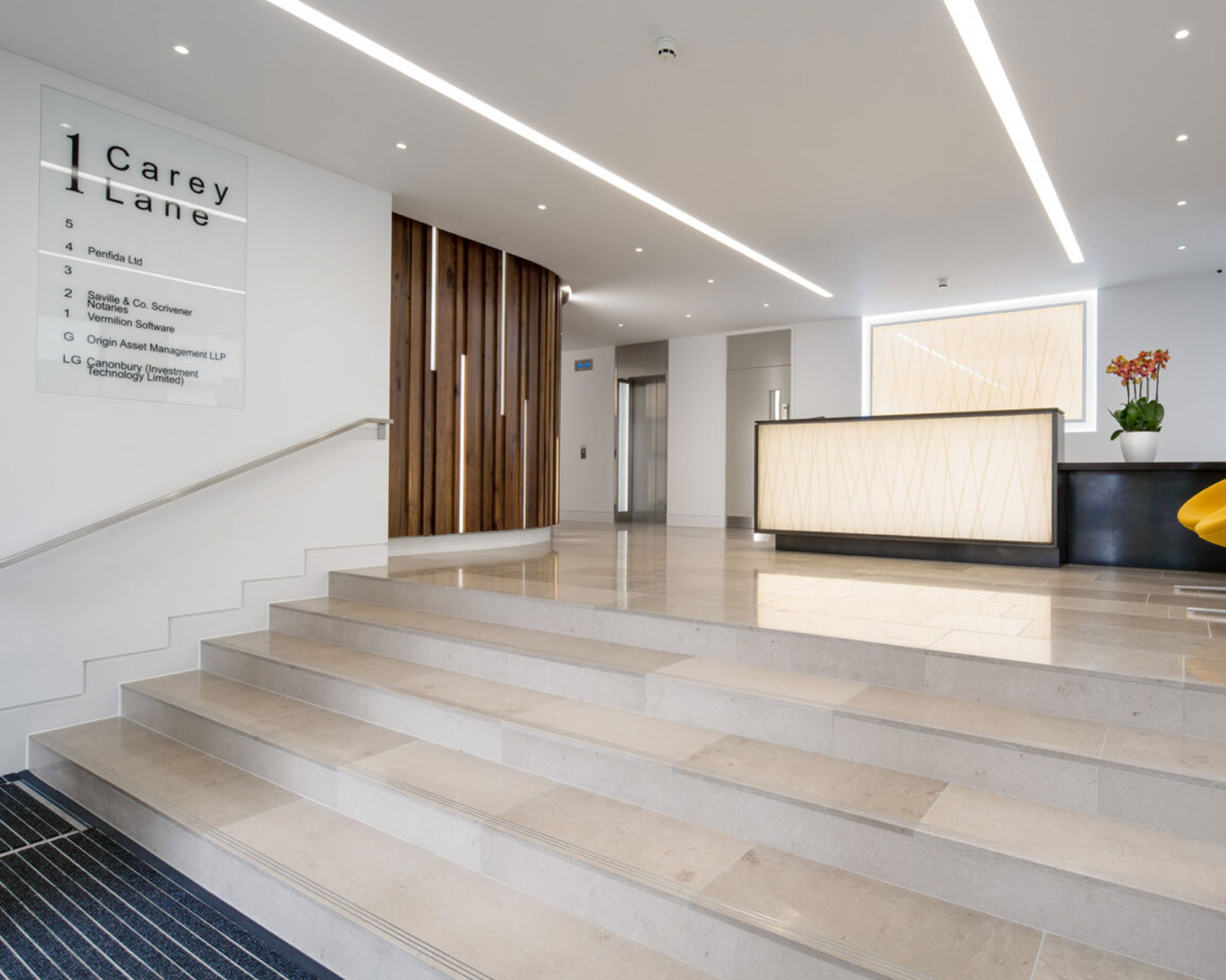 P1240 Swanky Serviced Office Linear Light Ideas